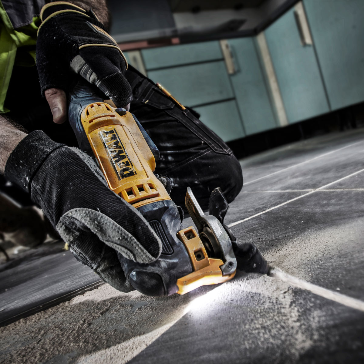 MULTIFUNKCIJSKO ORODJE 300 W Dewalt DWE315 - slika 2