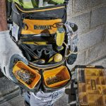 PASNI NOSILEC ZA KLADIVO IN ŽEBLJE Dewalt DWST1-75650