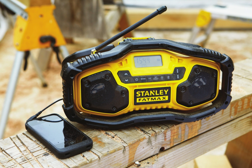 RADIO FM 18V Stanley FMC770B