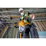 MEŠALNIK Z DVOJNIM ROČAJEM 230V Dewalt DWD241