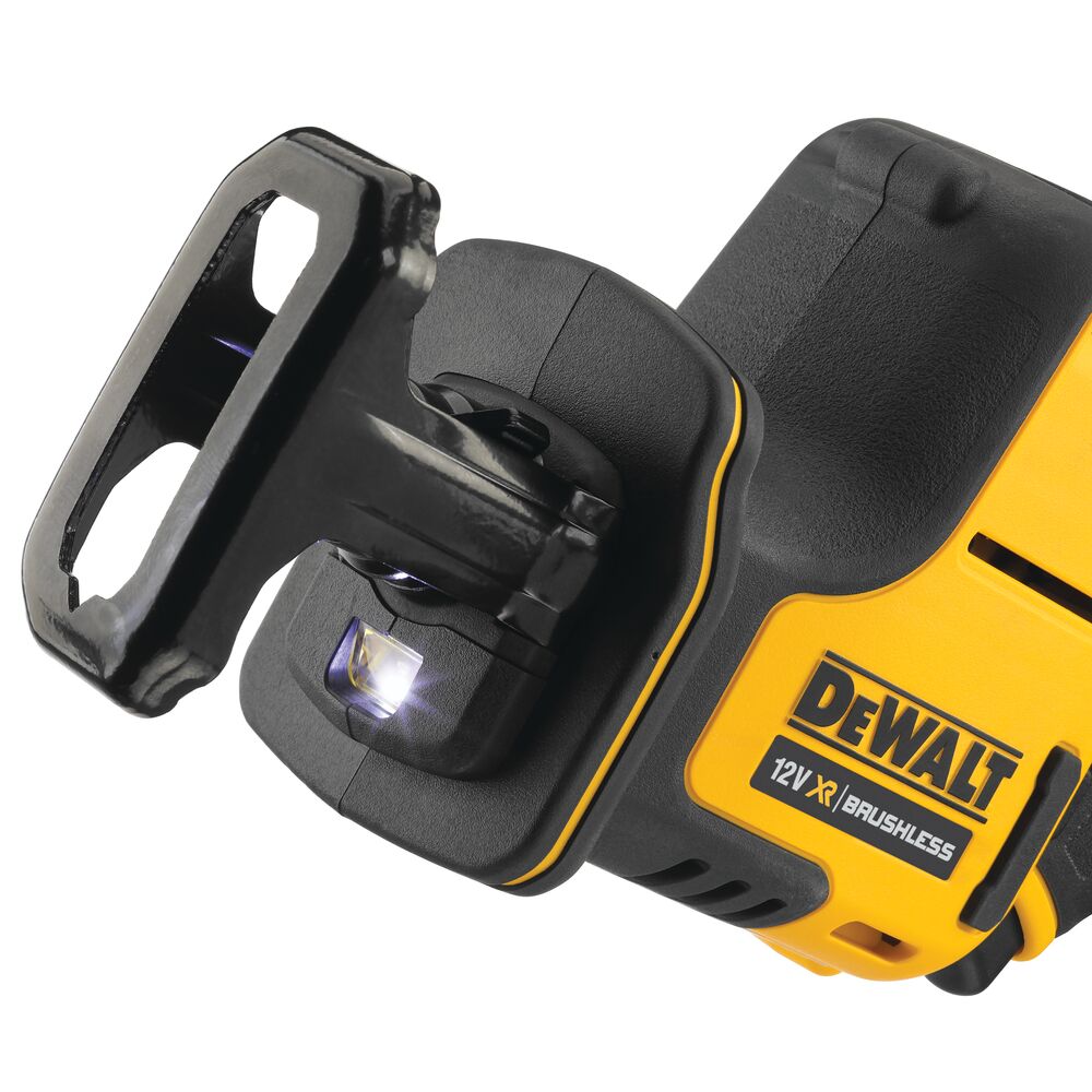 KOMPAKTNA SABLJASTA ŽAGA BREZ BATERIJE V KOVČKU Dewalt DCS312NT