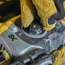 KLADIVO ROTACIJSKO BREZKRTAČNO 18V 2X5.0AH XR+POLNILEC IN KOVČEK Dewalt DCH274P2T