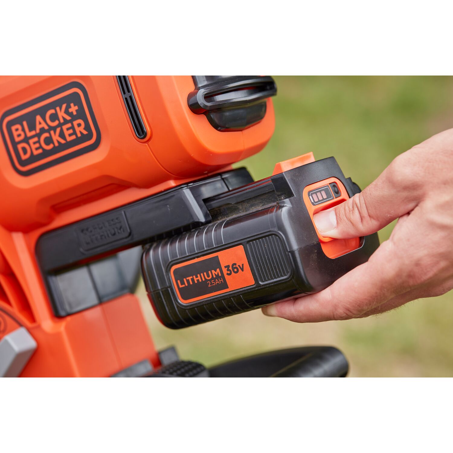 AKU PUHALNIK AKSIALNI ZA LISTJE 3 V 1, 36 V BARE270 km/h HITROST PIHANJA Black&Decker BCBLV36B - slika 2
