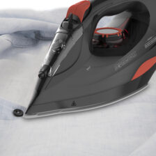 PARNI LIKALNIK 3000WFILTER PROTI VODNEM KAMNU, SAMODEJNI IZKLOP Black&Decker BXIR3000E