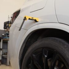 SVETILKA VRTLJIVA LED SLIMPOLNILNA BATERIJA Z 9 URNIM ČASOVNIM DELOVANJEM CAT CT8025
